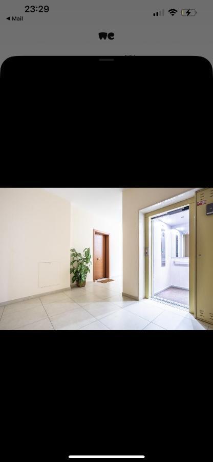 Apartamento Urban Retreat -Private Parking+Terrace Roma Exterior foto